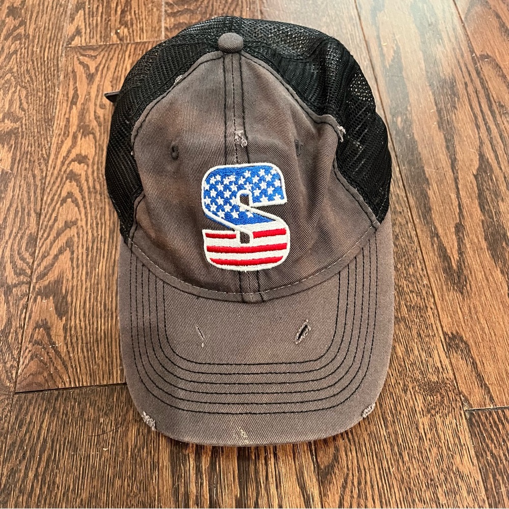 {Sportsman} Distressed ‘S’ American Flag Hat, Adult OS